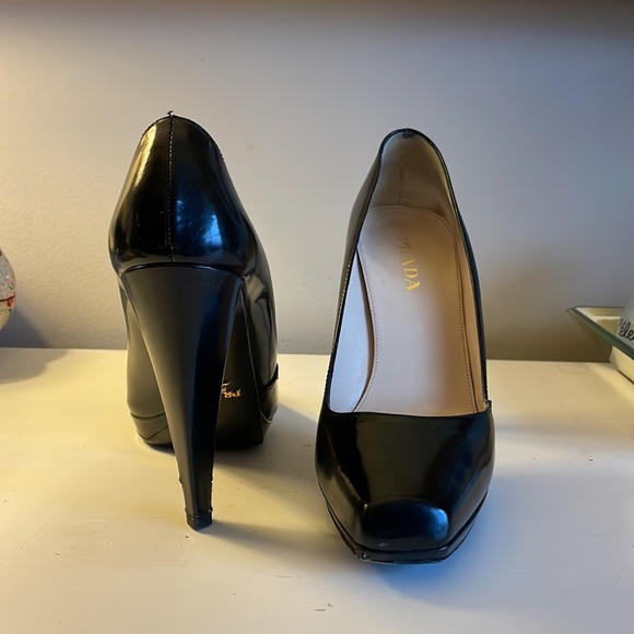 Black, Size 8 asymmetrical square toes Prada pumps - Picture 3 of 15